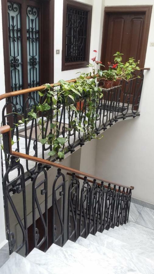 Michelle Apartment Бари Экстерьер фото